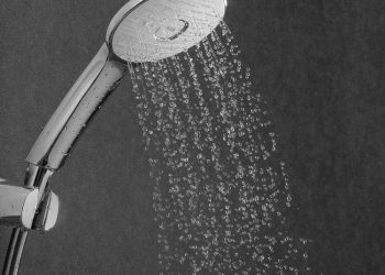 Vì sao nên chọn mua sen tắm thường Inax? Tìm hiểu chi tiết A-Z